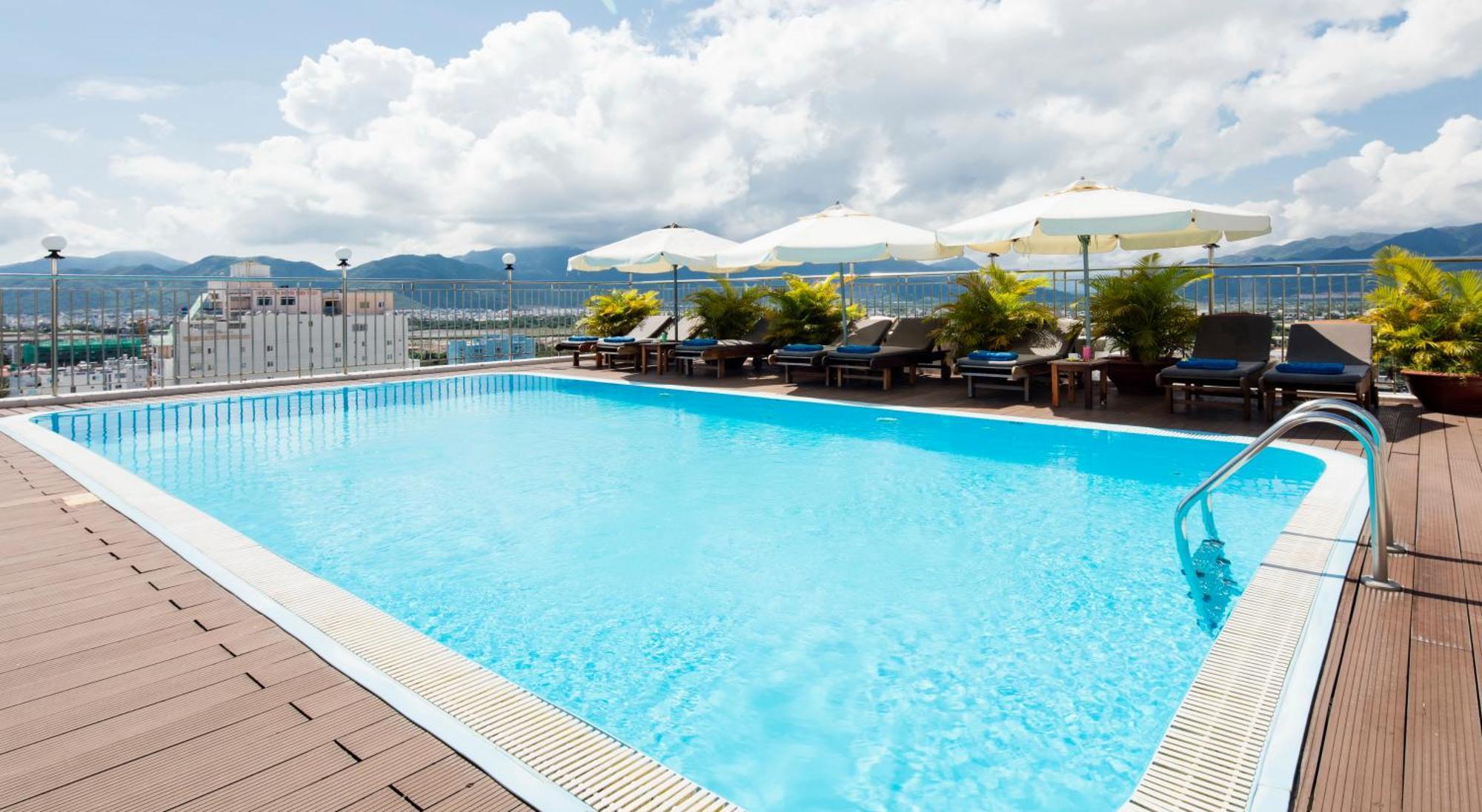 Galliot Hotel Nha Trang Exterior photo