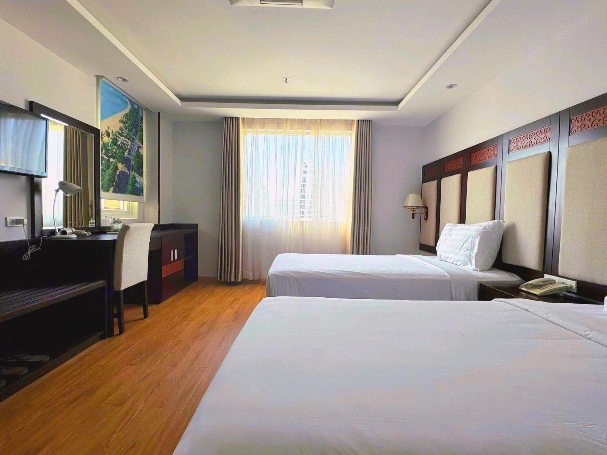 Galliot Hotel Nha Trang Exterior photo